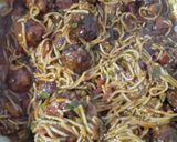 હકકા નૂડલ્સ વિથ મંચુરિયન (Hakka Noodles With Manchurian Recipe In Gujarati) રેસીપી સ્ટેપ3ફોટો