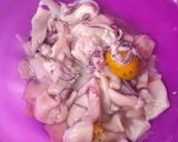 Foto langkah ke 1 dari resep Cumi tahu kuah pedas.