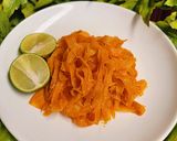 Foto langkah ke 4 dari resep Ribbon Salad Wortel.