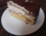 Foto del paso 8 de la receta Tarta con crema pastelera, fresas y nata recubierta de natillas