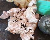 A picture of step 3 of Perkedel (potato chicken meat ball).