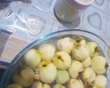 A picture of step 2 of Apple crumble.