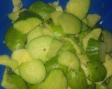 A picture of step 1 of Guava lemonade.