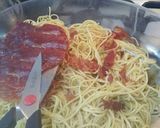 A picture of step 5 of Summer spaghetti with asparagus and crispy ham.