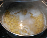 Foto del paso 1 de la receta: Potaje de garbanzos con acelgas
