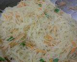 Foto langkah ke 1 dari resep #210 Pastel isi Bihun.