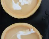 A picture of step 4 of Muskmelon and banana smoothie.