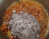 बाजरी मूगडाळ खिचडी (bajari moongdal khichadi recipe in marathi) रेसिपी स्टेप 2 फोटो