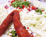 Foto del paso 1 de la receta: Repollo guisado con chorizo ahumado