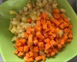 Foto langkah ke 1 dari resep Pastel Sayur ; kentang wortel.