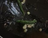 A picture of step 4 of Besan Pitla.