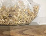 Une image de l'étape 1 de Galette amandes, noisettes et chocolat... et sa couronne comestible !.