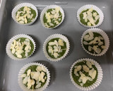 Foto del paso 2 de la receta: Muffins saludables de acelgas