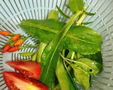Hình bước làm 1 của món Canh Chua Thịt Bò