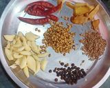 ऑमलेट अंडा करी (omelette anda curry recipe in Hindi) रेसिपी चरण 4 फोटो