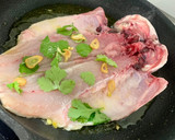 Foto del paso 3 de la receta: Lubina a la plancha