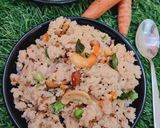 A picture of step 5 of Rava Upma.