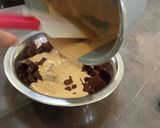 Foto del paso 3 de la receta: Bombones de chocolate rellenos de chapulines