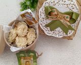 Foto langkah ke 5 dari resep Hampers Lebaran Kue Sagu Keju.