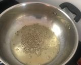 A picture of step 2 of Fhodnicha bhaat.