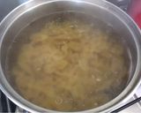 Foto del paso 2 de la receta: Corbatitas a la Florentina con un toque de atún