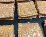Túrós kocka teljes kiőrlésű liszttel recept fázis 13 fotója