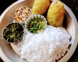 A picture of step 1 of Sabudana Vrat Parathas.