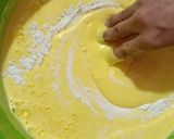 A picture of step 5 of Plain vanilla cake.