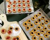 Yummy Thumbprint cookies langkah memasak 2 foto