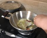 A picture of step 3 of Methi Masoor ki Dal.