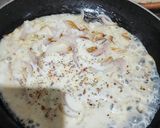A picture of step 4 of White Sauce Spaghetti.