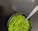 A picture of step 3 of Coriander Mint Pesto Sauce.