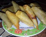 A picture of step 6 of Pastry Samosa.