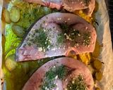 Foto del paso 4 de la receta: Pez espada al horno con patatas y cebolla