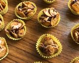 Gambar langkah 4 resipi Honey Cornflakes.