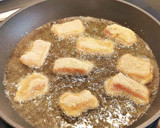 Foto del paso 2 de la receta: Bocaditos de Lomo de cerdo empanados