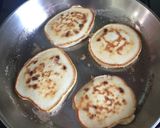 A picture of step 4 of Pancakes everyone will love.
