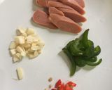 Foto langkah ke 1 dari resep Spagetti sausage aglio olio.