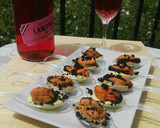 Foto del paso 7 de la receta: Mejillones con dos mayonesas y tierra de aceitunas negras