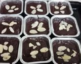 Foto langkah ke 4 dari resep Brownies almond.