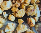 A picture of step 2 of Jeera aloo.