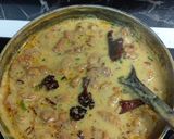 A picture of step 3 of Kadi pakora.