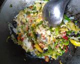 Foto langkah ke 3 dari resep Orak-arik telur.