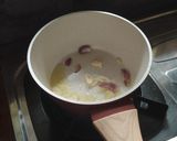 Foto langkah ke 1 dari resep Bubur Uduk Hati Ayam MPASI 6+ day 14.