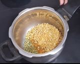 દાળબાટી (Dalbati Recipe In Gujarati) રેસીપી સ્ટેપ3ફોટો