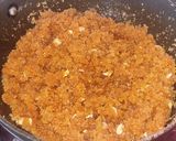 रव्याच्या करंज्या! ओल्या नारळाच्या करंज्या (ravyachya karanjya recipe in marathi) रेसिपी स्टेप 2 फोटो 
