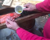 Foto del passaggio 8 della ricetta Salmone affumicato di Natale fatto in casa