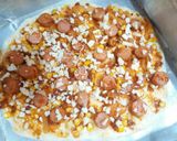 Foto langkah ke 8 dari resep Pizza sweet corn sosis cheese.