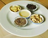 A picture of step 1 of Ven Pongal (khara Pongal).
