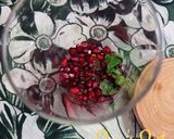 A picture of step 1 of Pomegranate Mocktail.